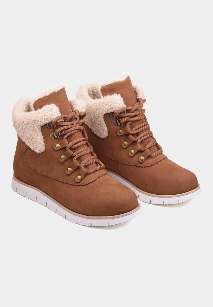 Women&#039;s Winter Boots Suede - With Shearing Details Beige 39