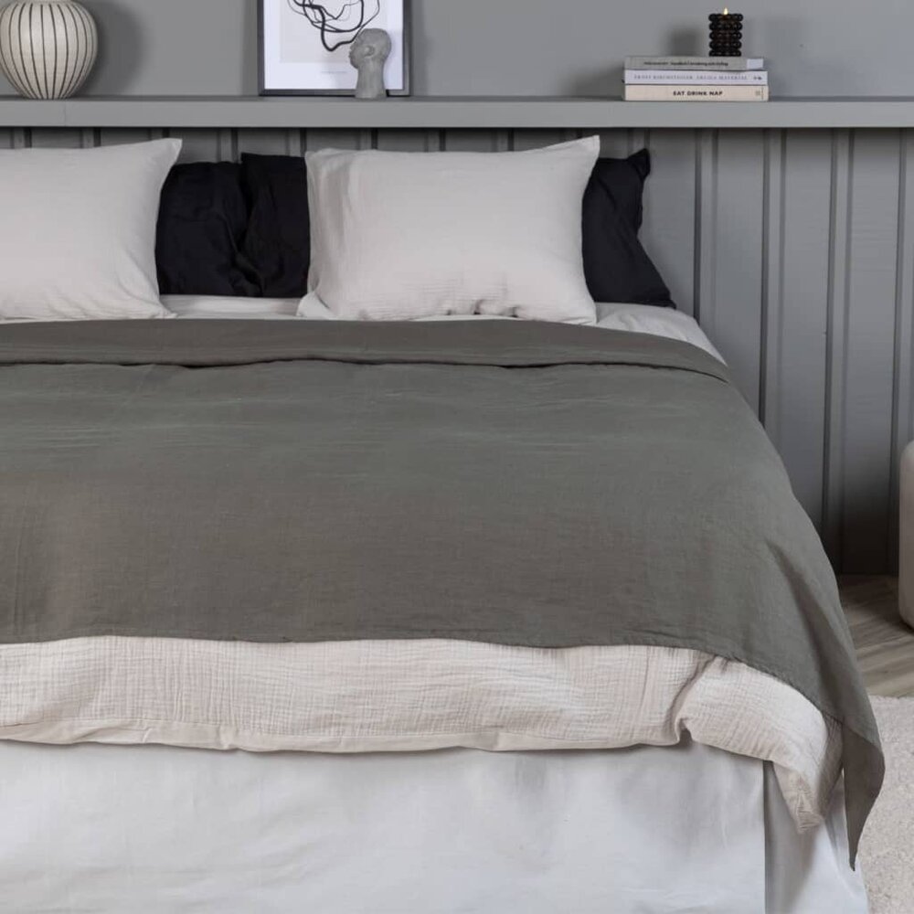 Bedsprei Milo 260x260 cm polyester grijs
