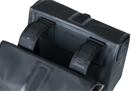 Basil Dubbele Fietstas Urban Dry 50 Liter Zwart - 17659