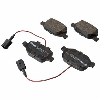 Remblokken Brembo P 23 131 (Refurbished A+)